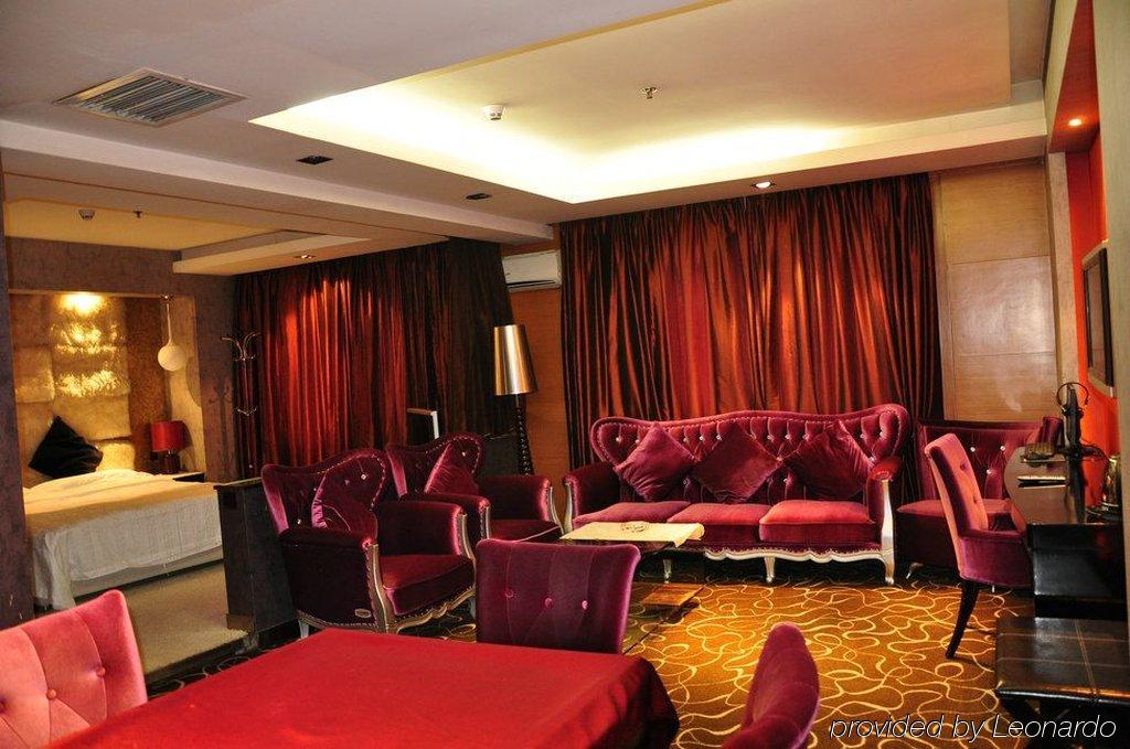 Harbin Yakelai Holiday Hotel Phòng bức ảnh